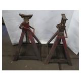 2 Jack Stands