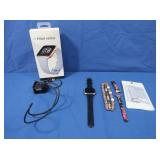 Fitbit Versa w/4 Bands, Charger in box