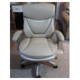 Office Chair (damage on arms)