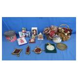 Christmas D?cor-Villeroy & Boch, Hallmark & more