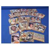 Approx 200-1962 Topps Baseball Cards