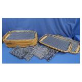 11 Wicker/Bamboo Entertaining Trays w/Cloth