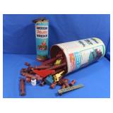 Vintage Am. Plastic Bricks, Lincoln Logs in box