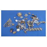 Assortment of Vintage Costume Jewelry Pcs