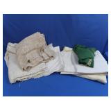 Vintage Tablecloths & Linens