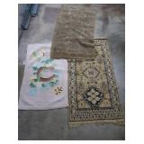 3 Rugs-36x21" Hooked Horshoe w/Flowers, Small