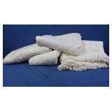 Bedspreads incl 1 Bates