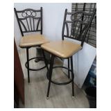 2 Metal Swivel Bar Stools w/Padded Seats 3.5
