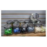 Asst Jars of Latex Ballons