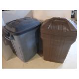 Lidded Garbage Cans