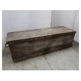 Antique Wooden Foot Locker w/removable shelf