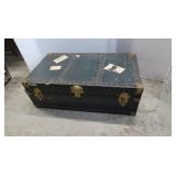 Foot Locker 36x20x13" (middle latch broken, no