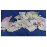 Vintage Linen Placemats, Doily, Doily Runner &