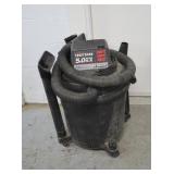 Craftsman 16 Gal Wet/Dry Vac w/Attachments