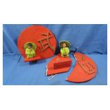 Chalkware pcs-Asian Figures w/Wall Hanging
