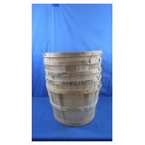5 Bushel Baskets (like new)