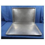 2 Baking Sheets 25x18" (like new)