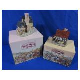 2 David Winter Cottages in orig boxes