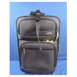 NIB Ricardo Tapestry 21" Upright Suitcase