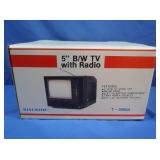 NIB Maximatic 5" B/W TV w/Radio T8088A