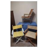 Pair Wooden Vintage Folding Chair w/Fabric Seats,