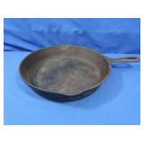 10.5" Cast Iron Skillet-made in USA (rusty)