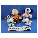 Peanuts Stuffies-most Snoopy, 1 Charlie Brown