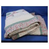 2 Twin Comforters