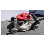 Honda Self Propelled Lawn Mower 22" Deck/Bagger
