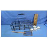 VintageWire Metal Milk Bottle Holder, Thermometer,