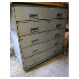 5-drawer Metal Work/Tool Cabinet on wheels