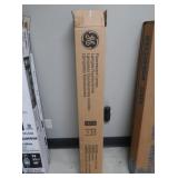 26 GE 48" Fluorescent Bulbs