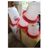 3.5 Gal Poultry Drinker, 3-1 Gal Poultry