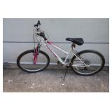Roadmaster Granite Peak Womans Bike