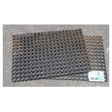 2 Rubber Mats