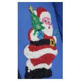 Popcorn Santa (broken glove)