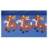 Popcorn Reindeer (1 broken foot)