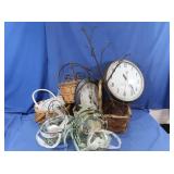 Woven Baskets, Seth Thomas Wall Clock