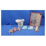 Kewpie Doll D?cor Collection