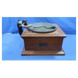 Vintage RCA Victor "Talking Machine" Record Player