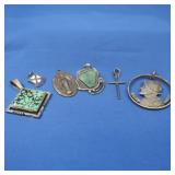 Silver Pendants/Charms  37gr tw