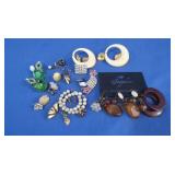 Costume Jewelry-Earring Pairs