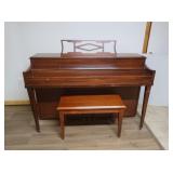 Elbridge Piano & Bench