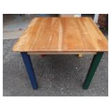Childs Table 26x26x21"