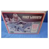 Vintage Fort Liberty incl. Fort&Figures*Orig. Box*