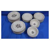 Pffaltsgraff Village Plates, small Bowls & more