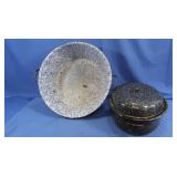 Vintage Graniteware Roaster, Basin