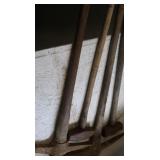 2 Sledgehammers, 2 Picks