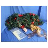 Christmas Garland w/Tote