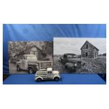 Vintage Metal Pick-up Truck, 2 Canvas Prints